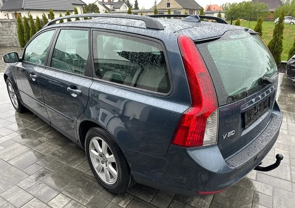 Volvo V50 cena 15900 przebieg: 320000, rok produkcji 2008 z Sława małe 529